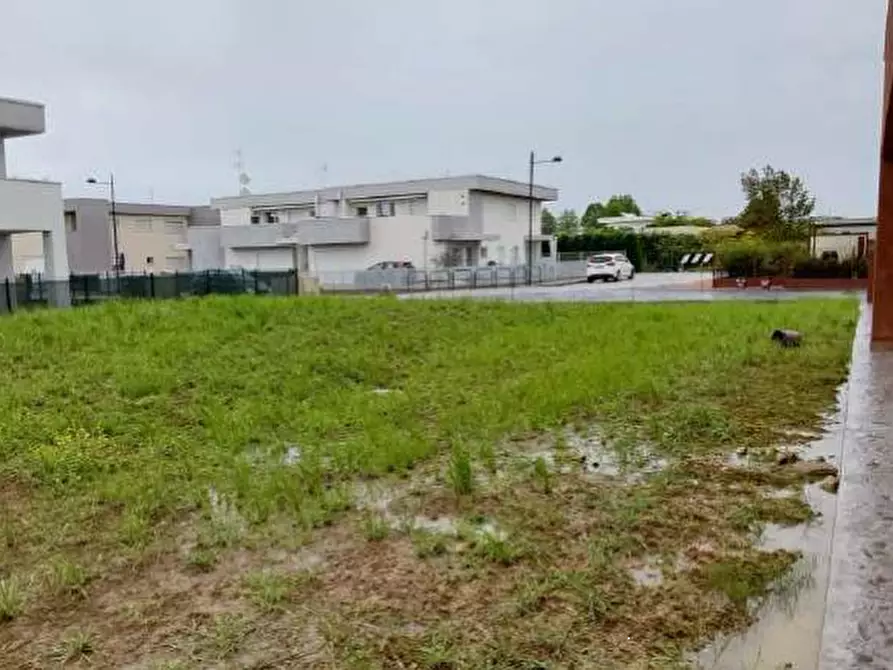 Immagine 12 di Porzione di casa in vendita  in Via Luigi Biancon a Trebaseleghe