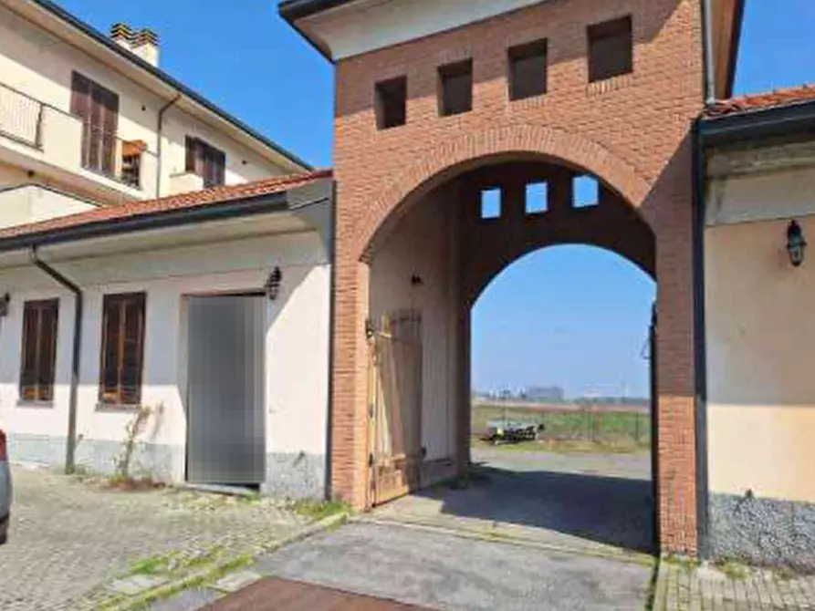 Immagine 6 di Appartamento in vendita  in Largo Fontanili  a Caselle Lurani