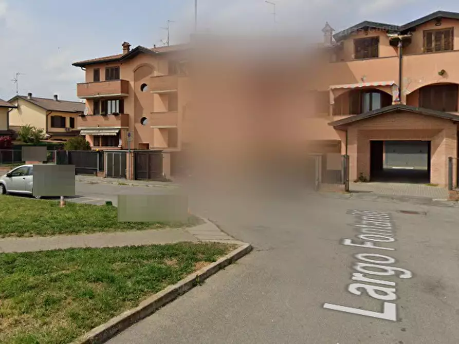 Immagine 8 di Appartamento in vendita  in Largo Fontanili  a Caselle Lurani