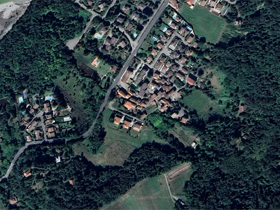 Immagine 10 di Appartamento in vendita  in Via C. Farini a Rivergaro