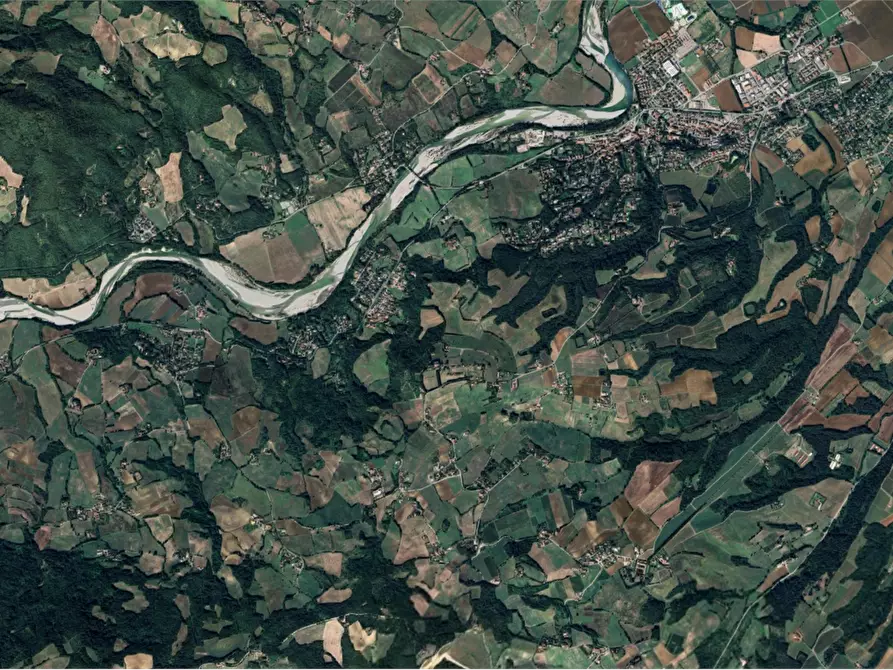 Immagine 12 di Appartamento in vendita  in Via C. Farini a Rivergaro