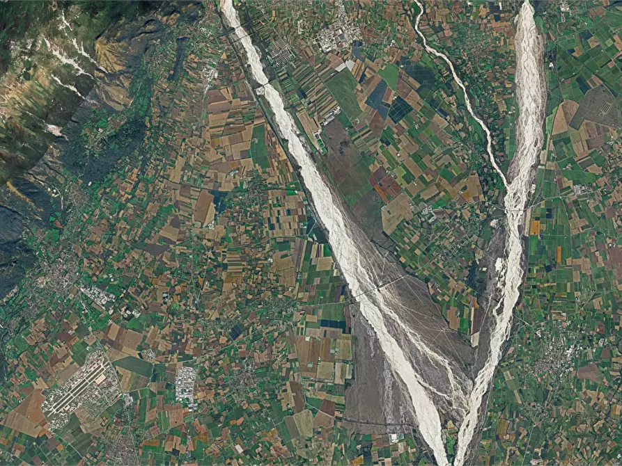 Immagine 6 di Porzione di casa in vendita  in Località San Leonardo a Montereale Valcellina