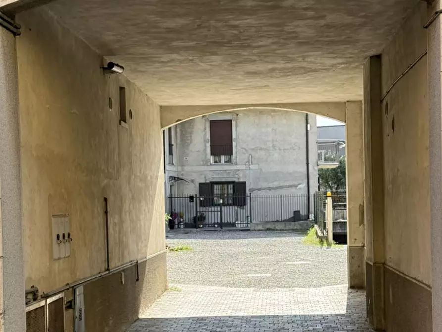 Immagine 5 di Appartamento in vendita  in Via Magenta  a Cislago