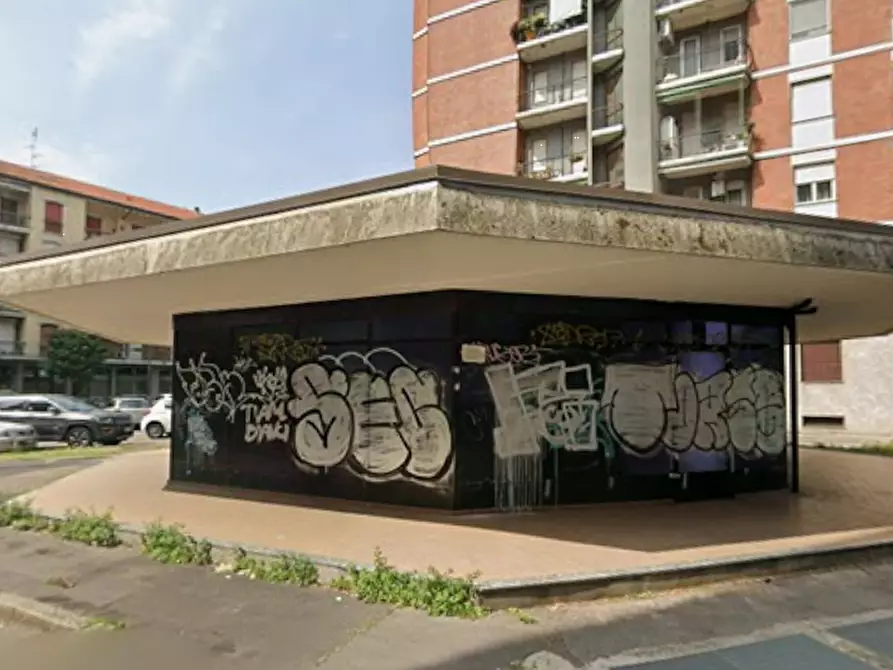 Immagine 3 di Ufficio in vendita  in Via Privata Renzo e Lucia a Milano