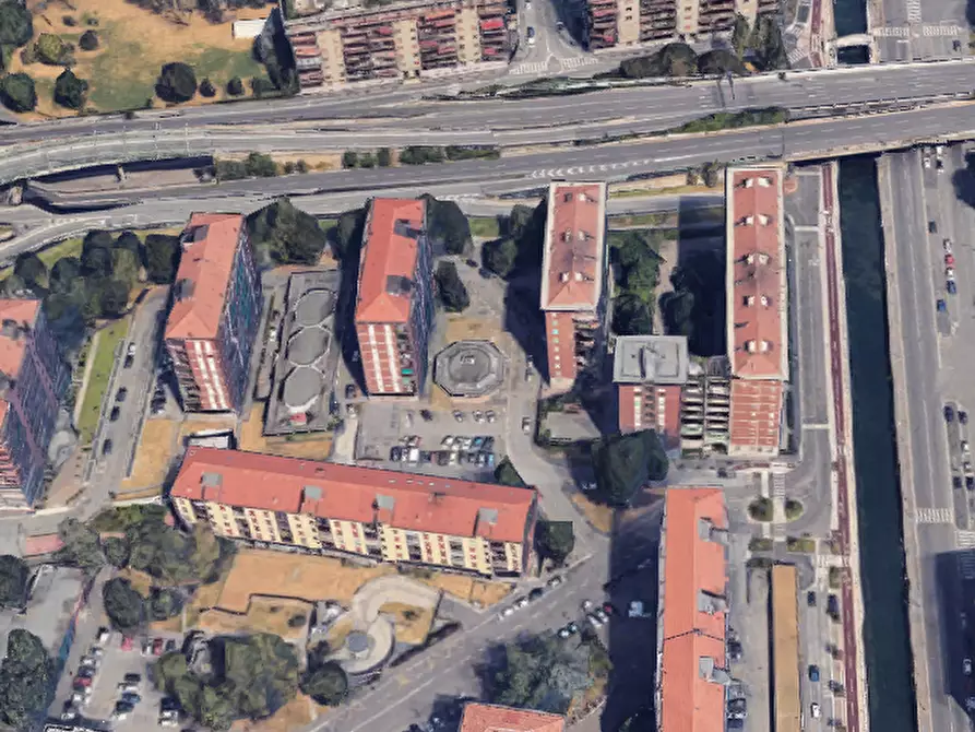 Immagine 12 di Ufficio in vendita  in Via Privata Renzo e Lucia a Milano