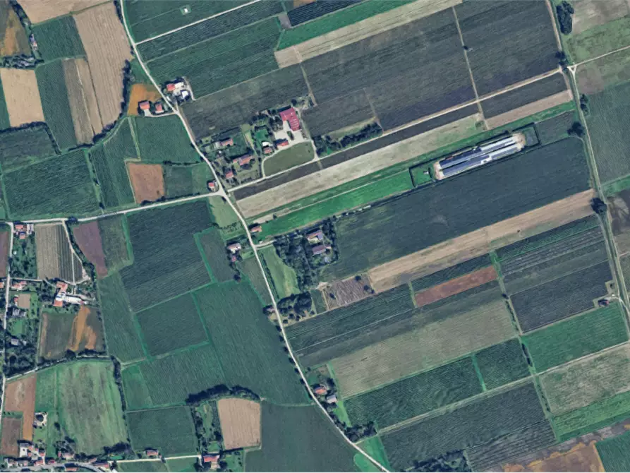 Immagine 2 di Terreno agricolo in vendita  in Località Grava a Valvasone Arzene