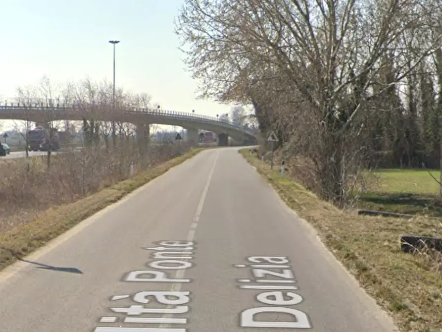 Immagine 7 di Terreno agricolo in vendita  in Località Ponte della Delizia a Valvasone Arzene