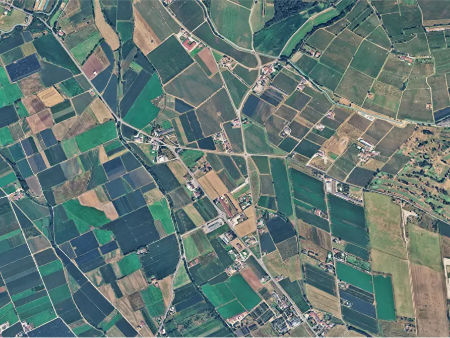 Immagine 25 di Negozio in vendita  in Località Madonnina di Prabiano a Villafranca Di Verona