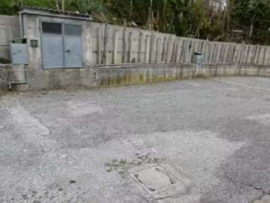 Immagine 1 di Posto auto in vendita  in  Via Nasego a Lodrino