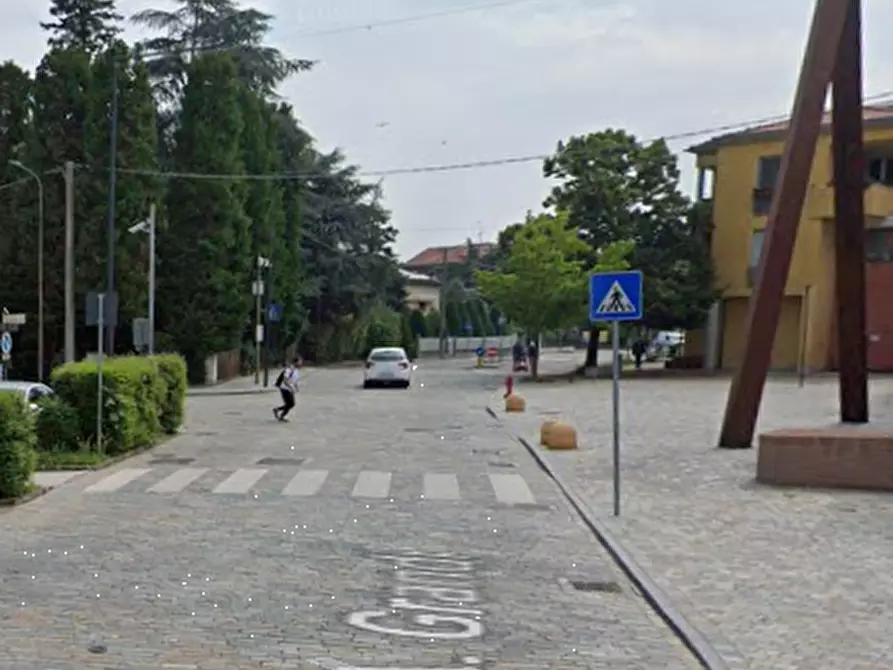 Immagine 4 di Stabile in vendita  in Via Achille Grandi a Soliera
