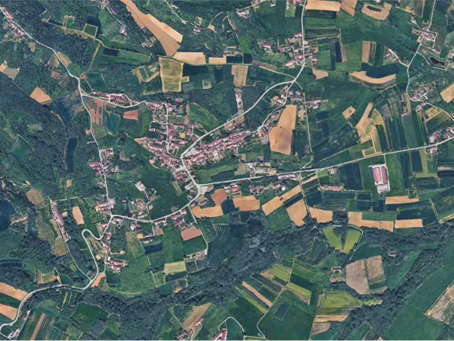 Immagine 4 di Terreno agricolo in vendita  in Località Pratomorone a Tigliole