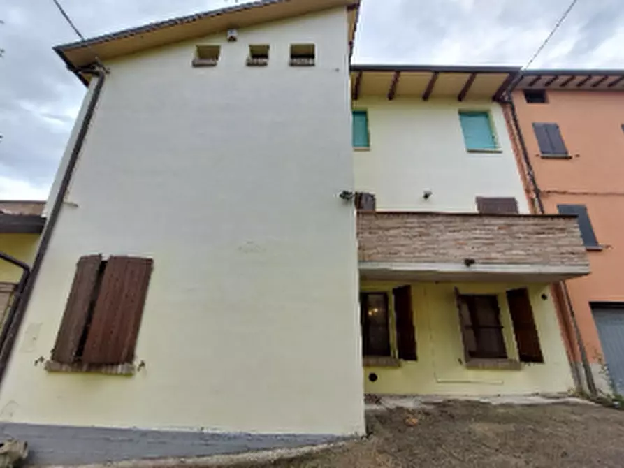 Immagine 1 di Porzione di casa in vendita  in Via Ospitaletto a Marano Sul Panaro