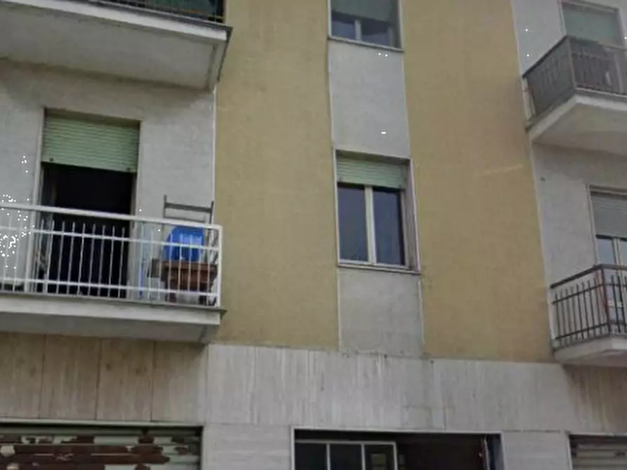 Immagine 1 di Appartamento in vendita  in Corso Genova  a Vigevano