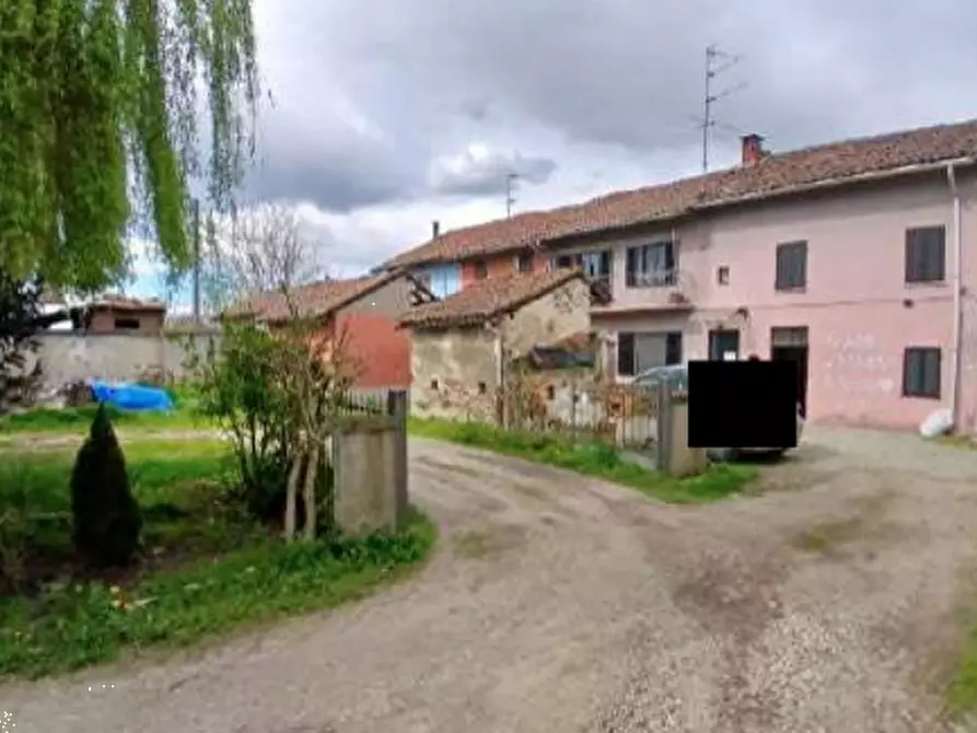 Immagine 2 di Casa indipendente in vendita  in Via Giuseppe Mazzini  a Langosco