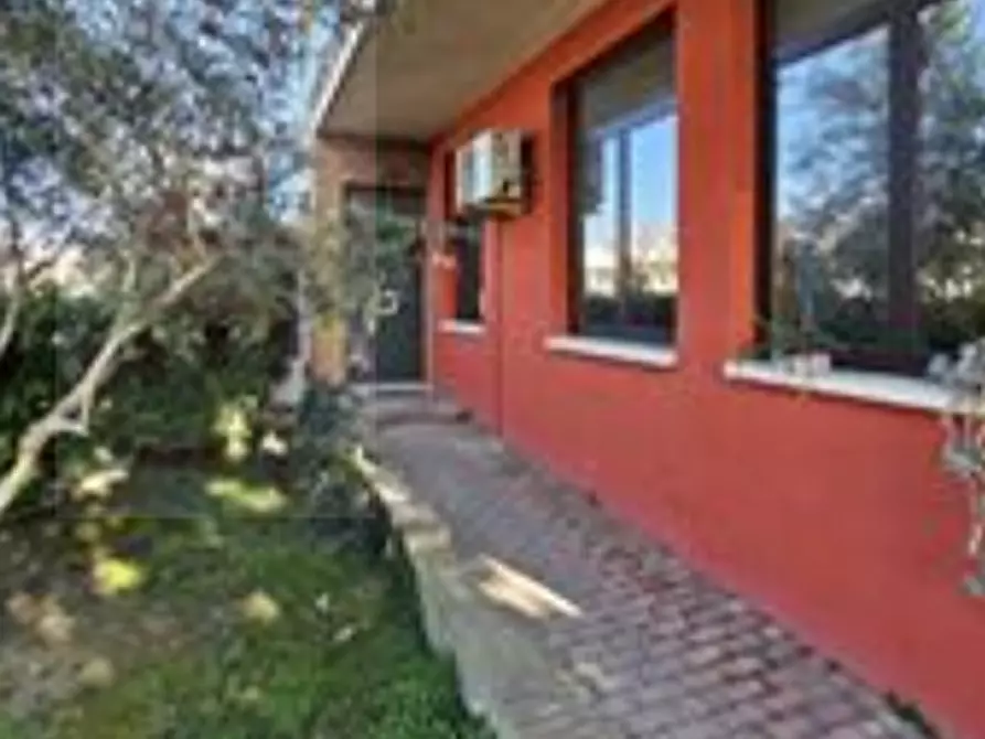 Immagine 3 di Appartamento in vendita  in Via della Tombaccia a Fano