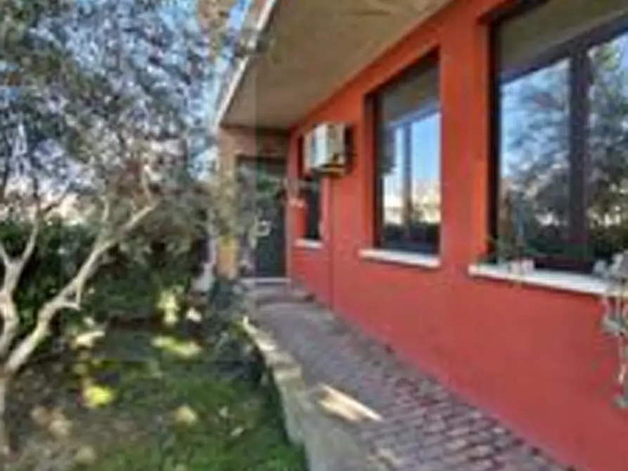 Immagine 4 di Appartamento in vendita  in Via della Tombaccia a Fano