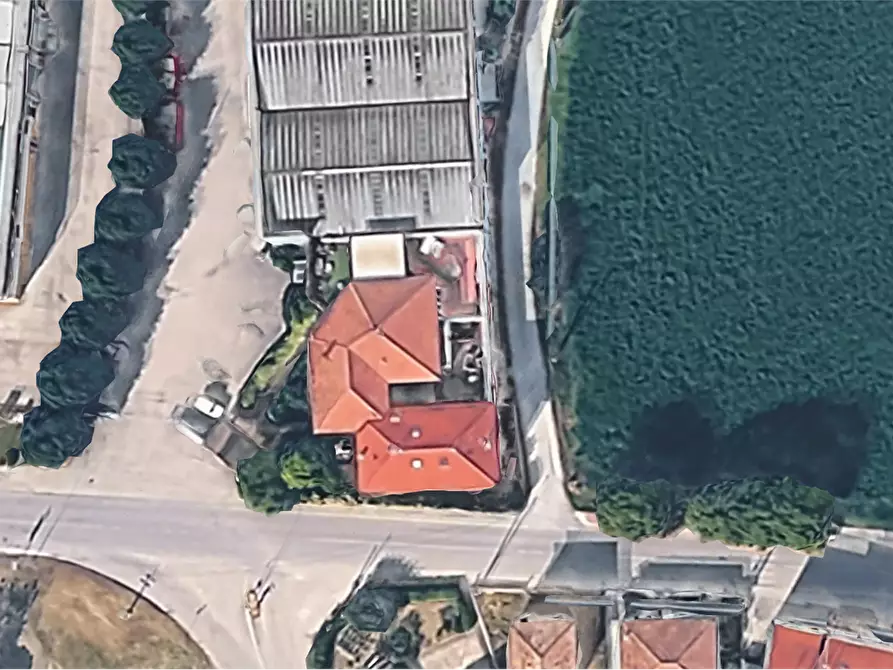 Immagine 11 di Appartamento in vendita  in Via della Tombaccia a Fano