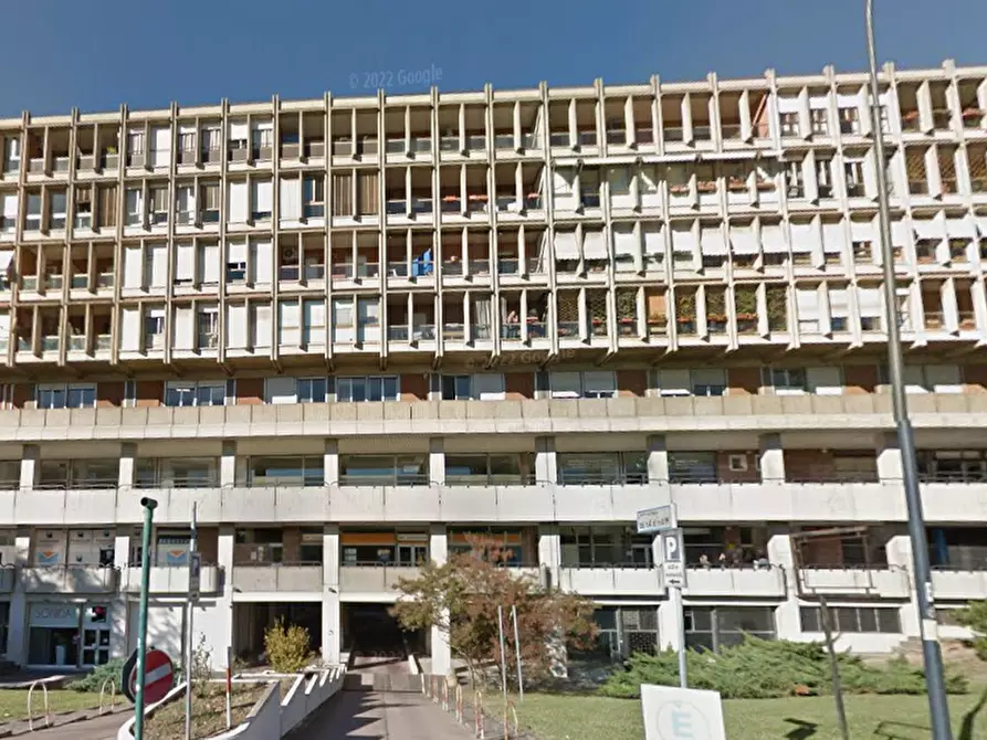 Immagine 4 di Negozio in vendita  in Via Malta a Brescia