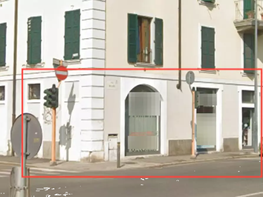 Immagine 4 di Negozio in vendita  in Via Milano a Brescia