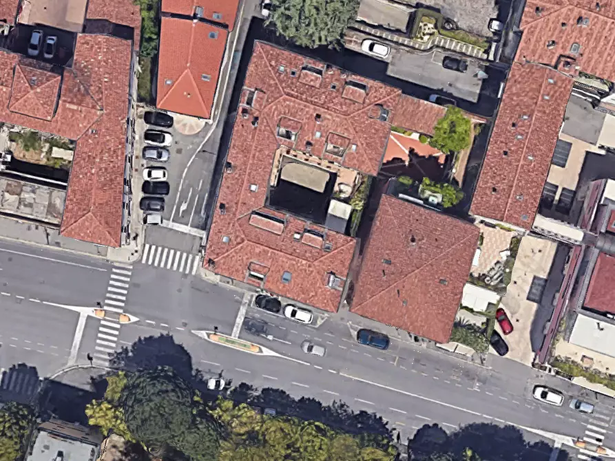 Immagine 9 di Negozio in vendita  in Via Milano a Brescia