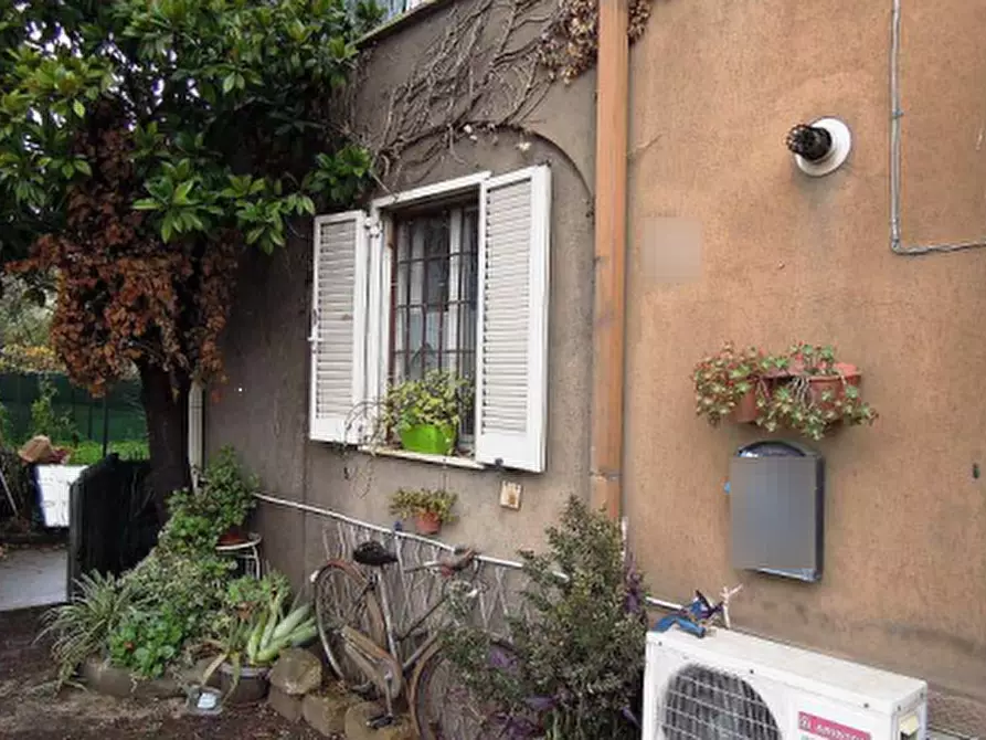 Immagine 9 di Appartamento in vendita  in Via Luigi Caprera a Corciano