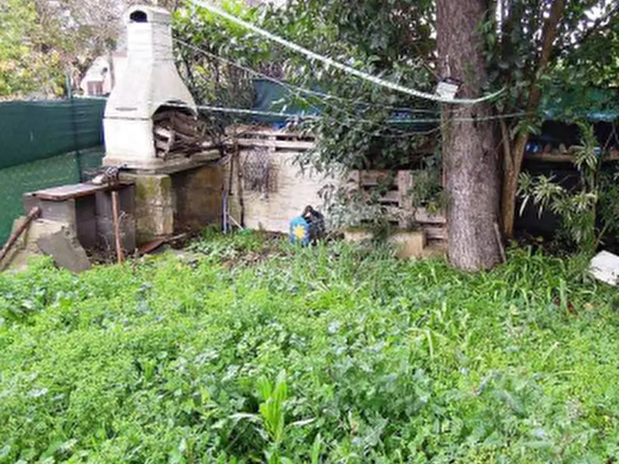 Immagine 14 di Appartamento in vendita  in Via Luigi Caprera a Corciano