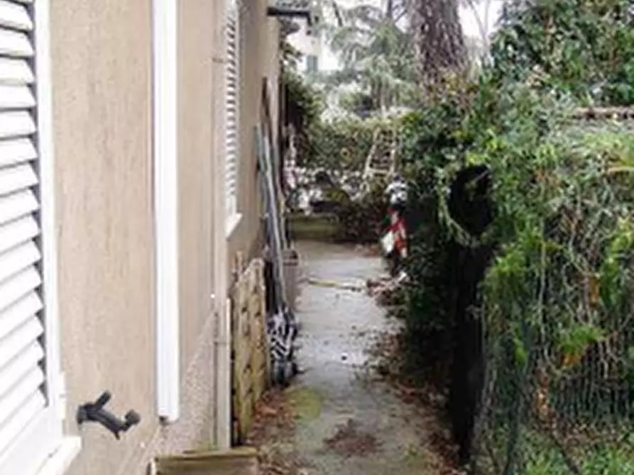 Immagine 15 di Appartamento in vendita  in Via Luigi Caprera a Corciano