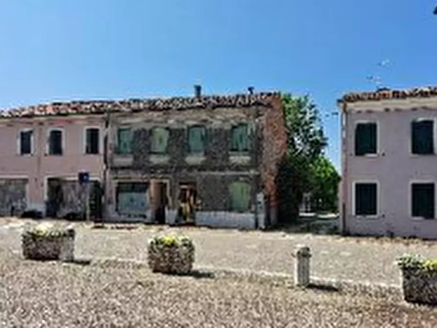 Immagine 1 di Casa indipendente in vendita  in Via Chiesa a Montagnana