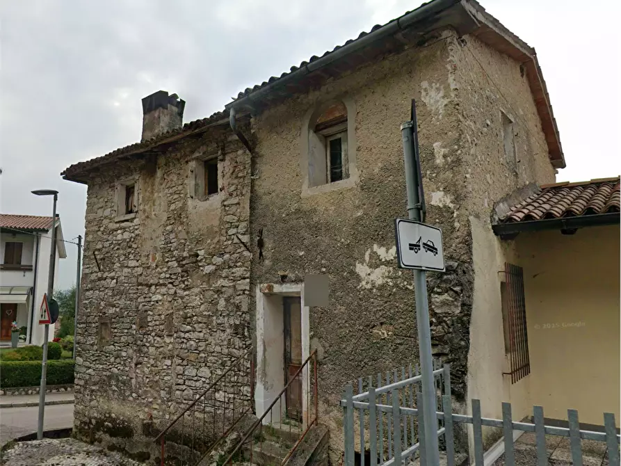 Immagine 2 di Casa indipendente in vendita  in Via dell'Artigliere a Follina
