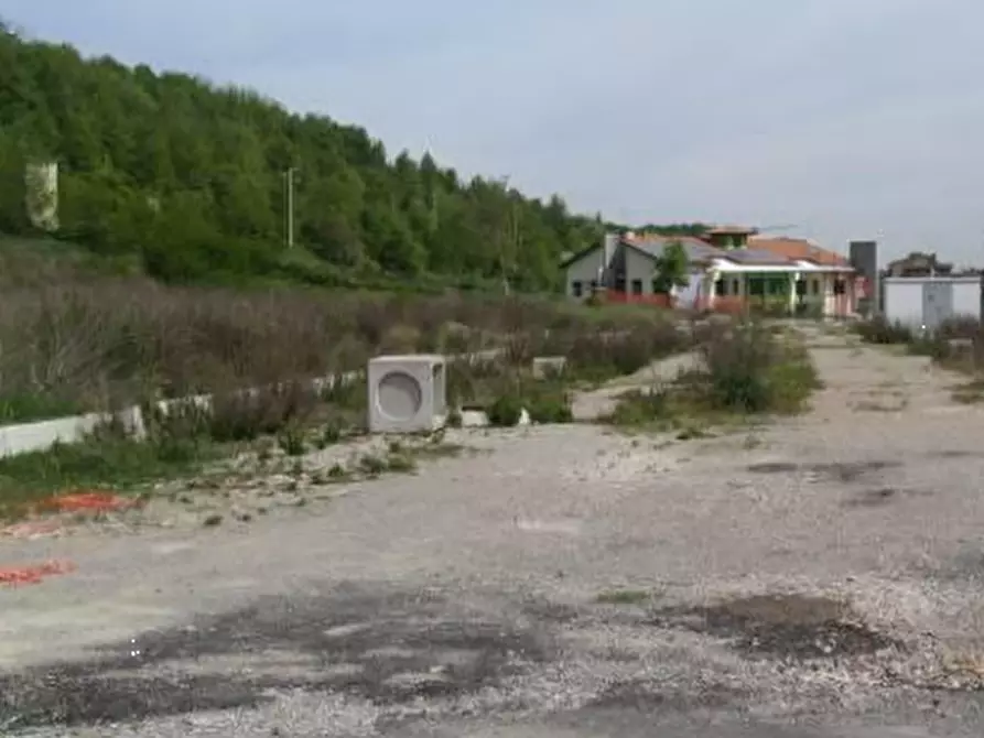 Immagine 7 di Terreno edificabile in vendita  in via Radici Nord a Castellarano