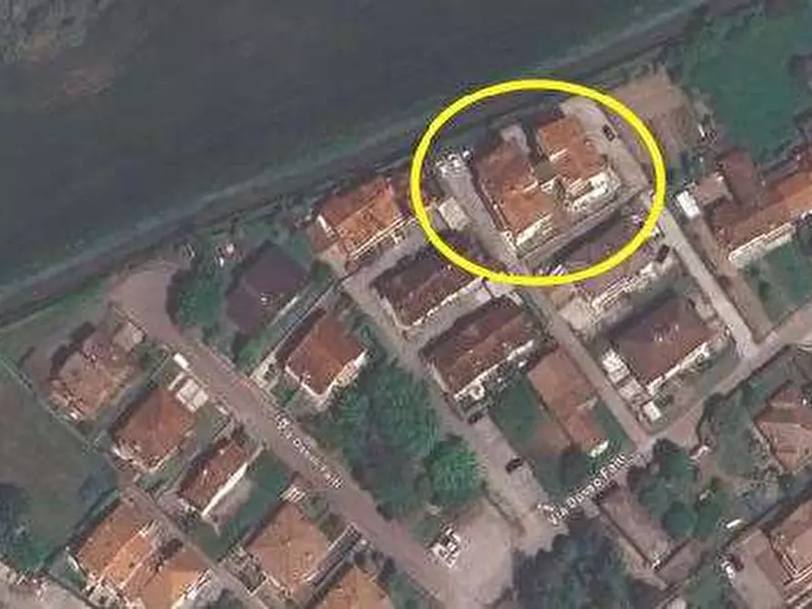 Immagine 3 di Appartamento in vendita  in Via Dosso Faiti a Rovigo