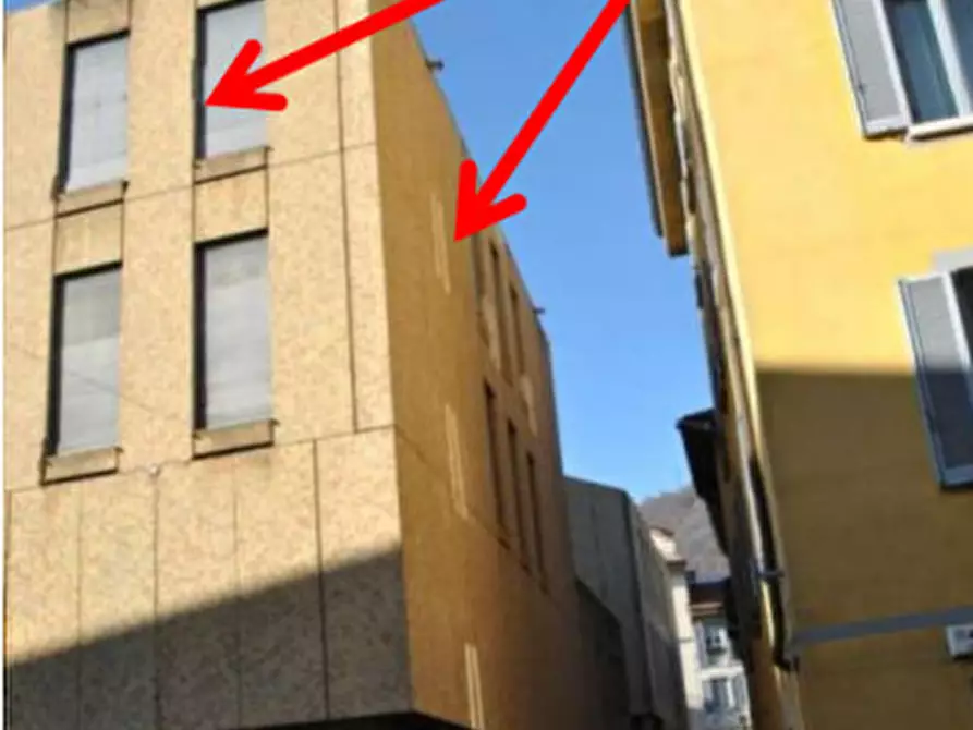 Immagine 3 di Ufficio in vendita  in Via Milano a Como