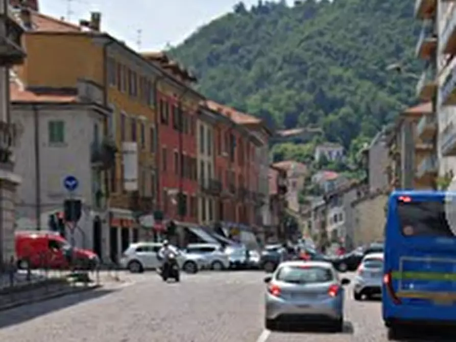 Immagine 4 di Ufficio in vendita  in Via Milano a Como