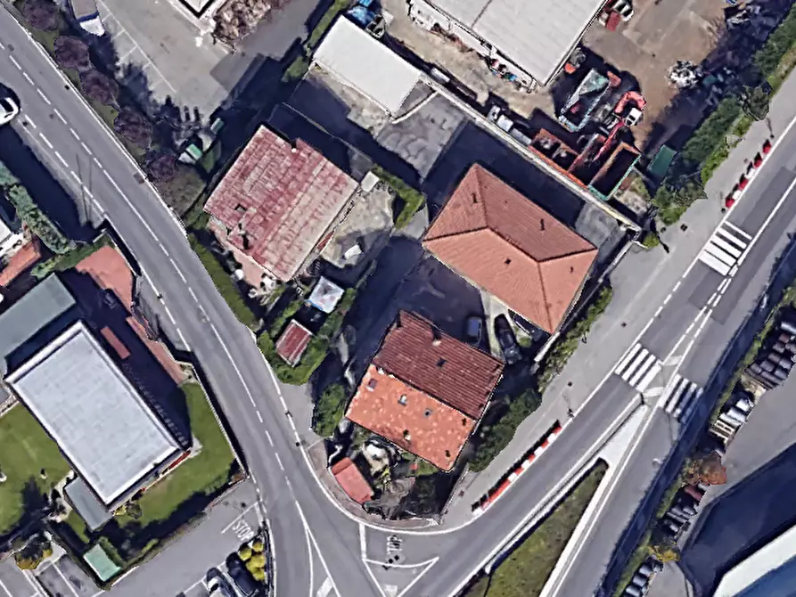 Immagine 12 di Laboratorio in vendita  in Via Lambro a Castelmarte