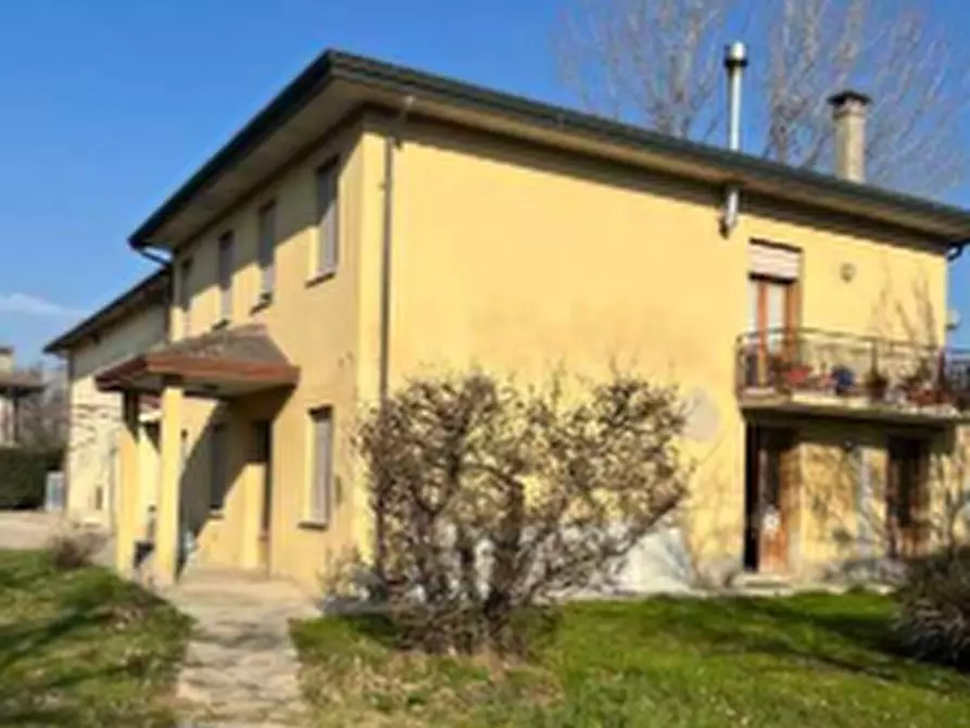 Immagine 3 di Stabile in vendita  in Via Chiusa a Sant'angelo Di Piove Di Sacco