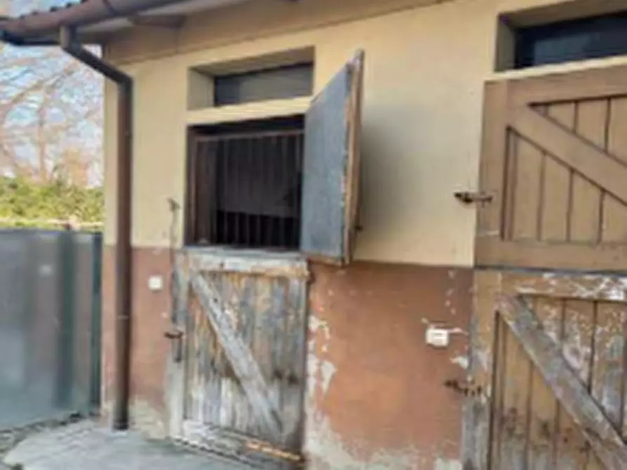 Immagine 13 di Stabile in vendita  in Via Chiusa a Sant'angelo Di Piove Di Sacco
