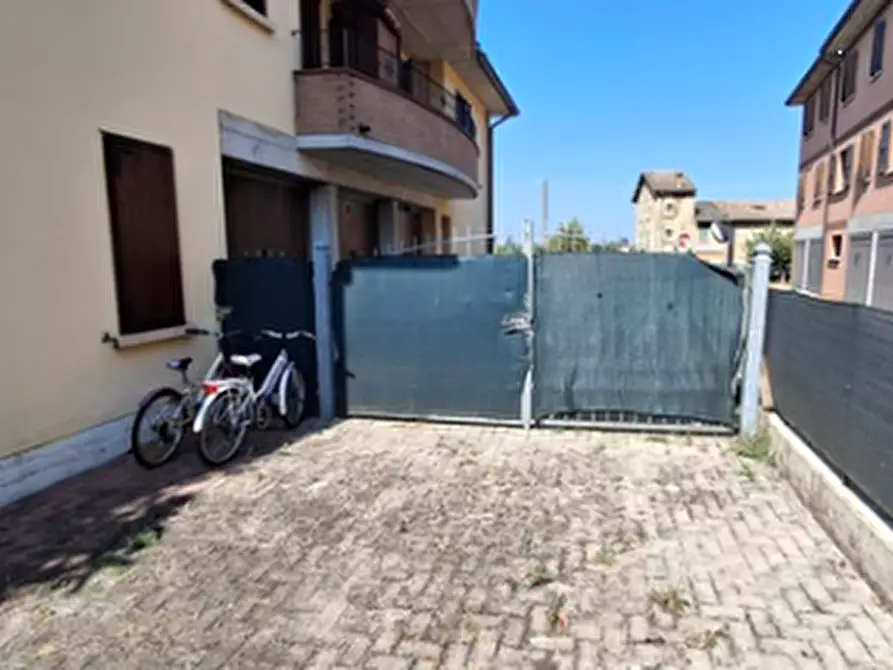 Immagine 9 di Appartamento in vendita  in Via Camillo Prampolini a Cadelbosco Di Sopra