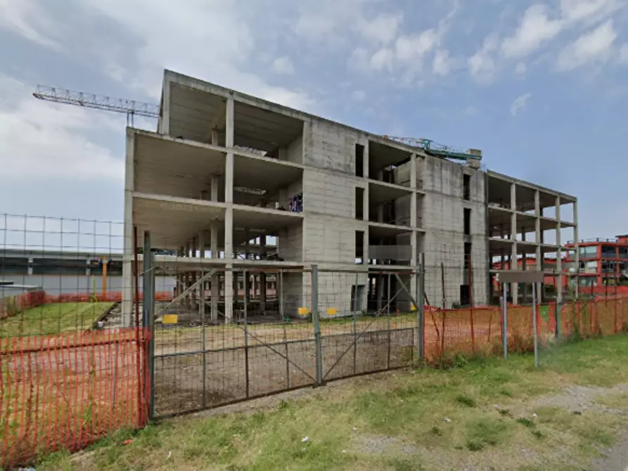 Immagine 6 di Stabile in vendita  in Via Varese a Mozzate