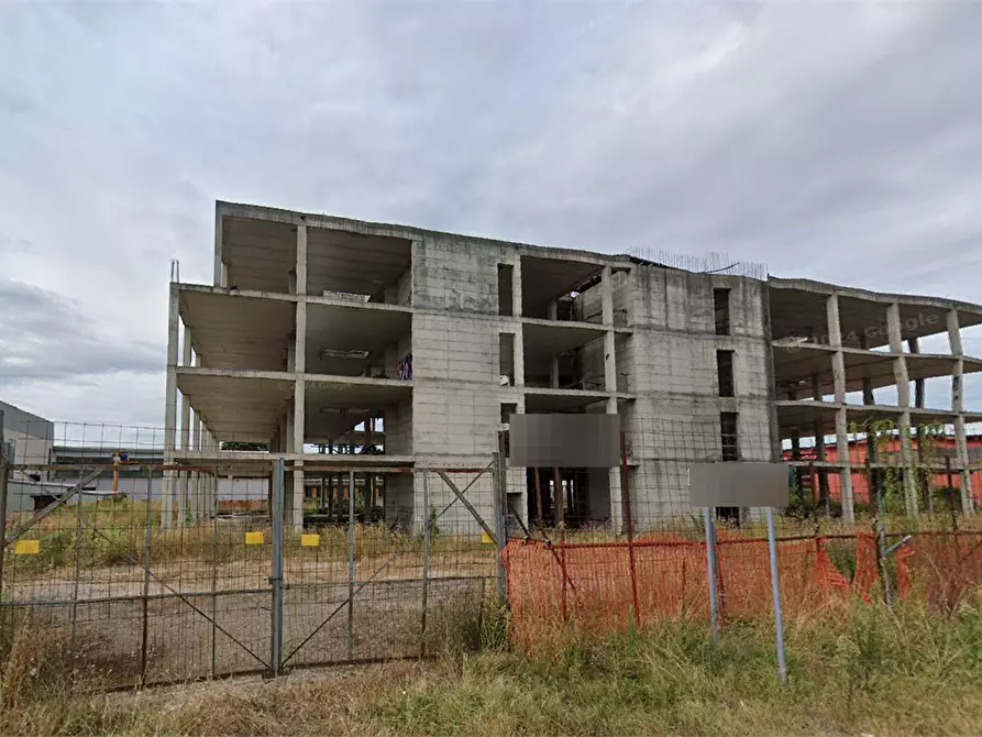 Immagine 8 di Stabile in vendita  in Via Varese a Mozzate