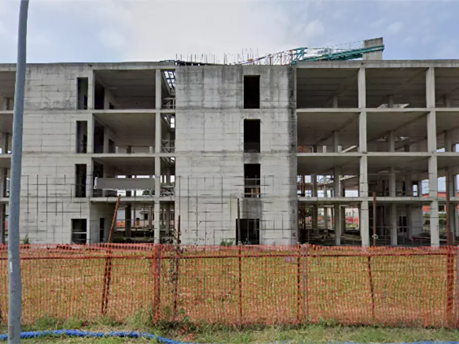 Immagine 16 di Stabile in vendita  in Via Varese a Mozzate