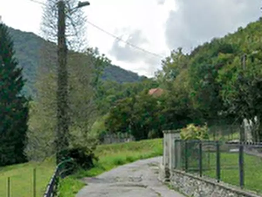 Immagine 11 di Terreno edificabile in vendita  in Via San Michele  a Valbrona