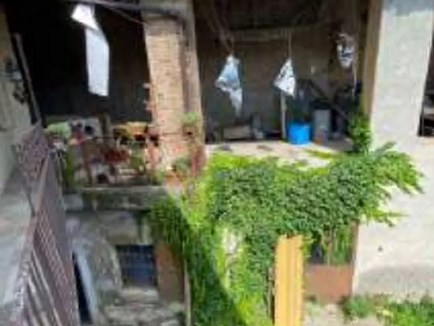 Immagine 7 di Magazzino in vendita  in Via Alcide de Gasperi a Missaglia