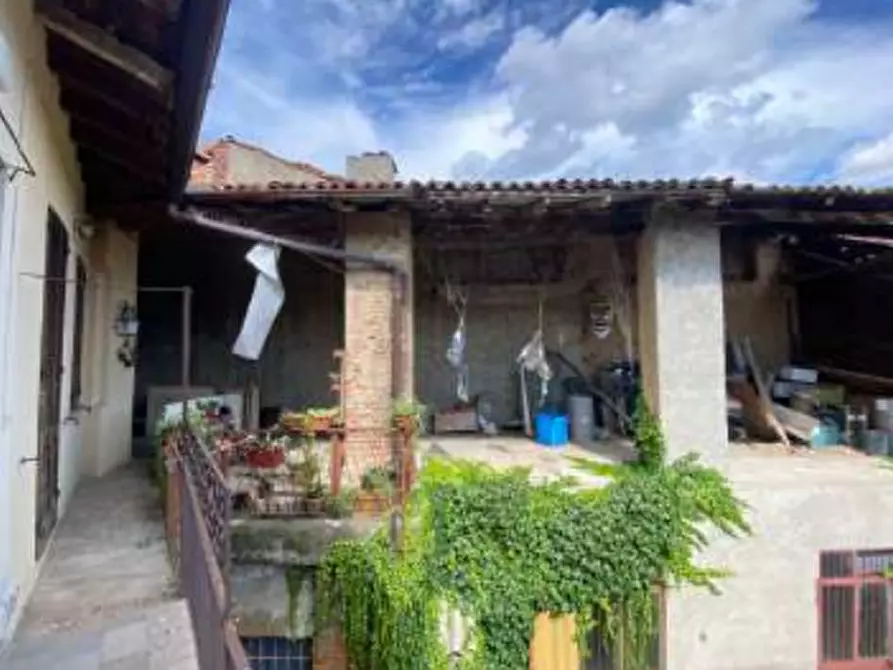 Immagine 8 di Magazzino in vendita  in Via Alcide de Gasperi a Missaglia