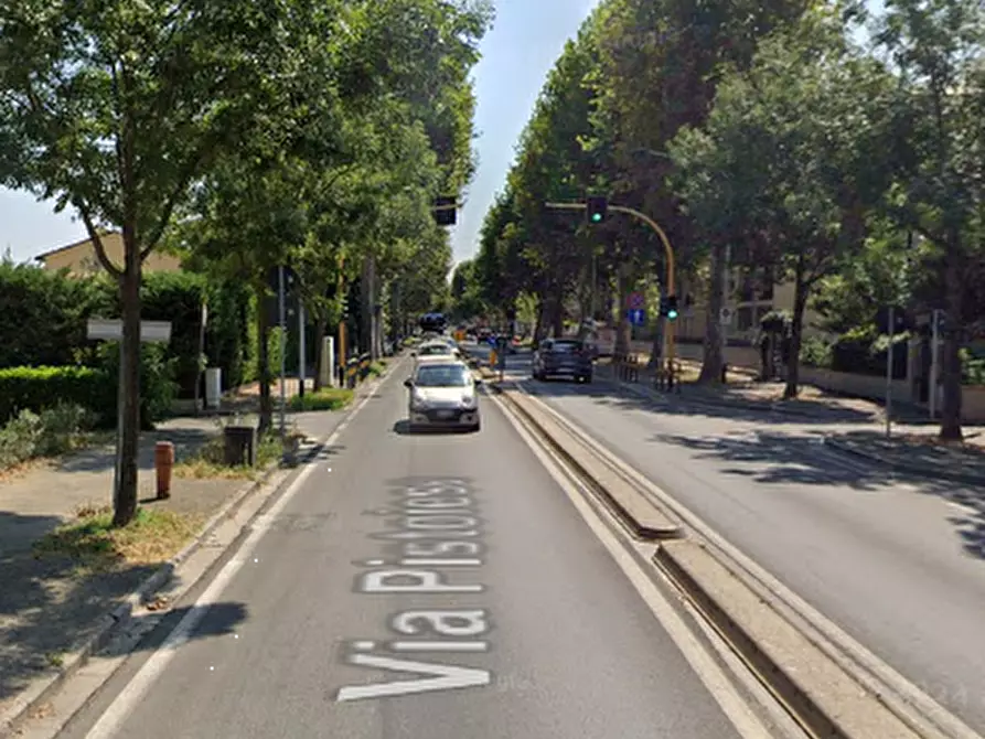 Immagine 11 di Appartamento in vendita  in Via Pistoiese a Campi Bisenzio