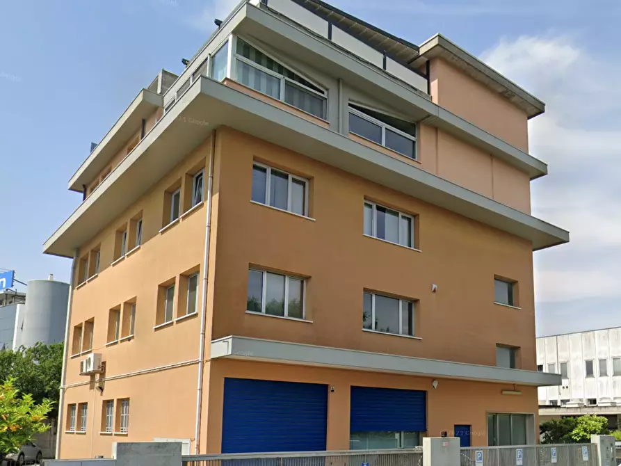 Immagine 12 di Ufficio in vendita  in Via Alipio Cappelletto a Venezia