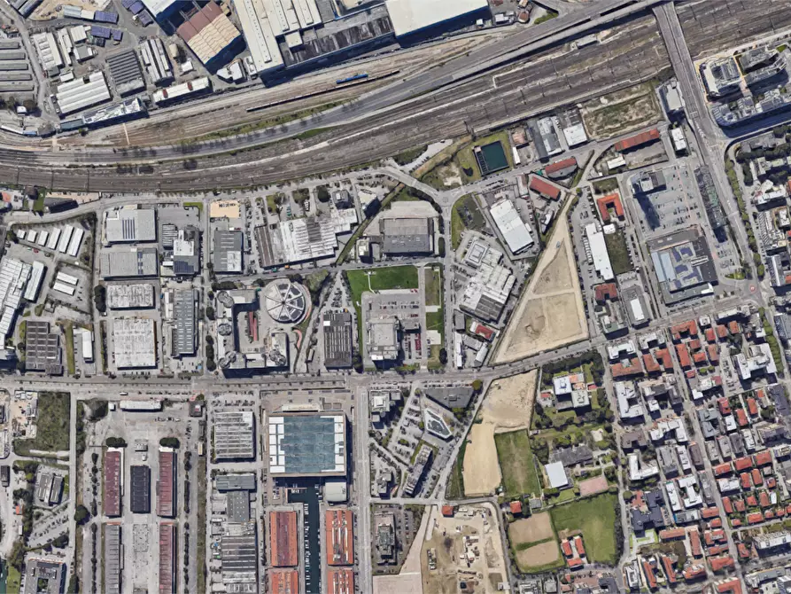 Immagine 20 di Ufficio in vendita  in Via Alipio Cappelletto a Venezia