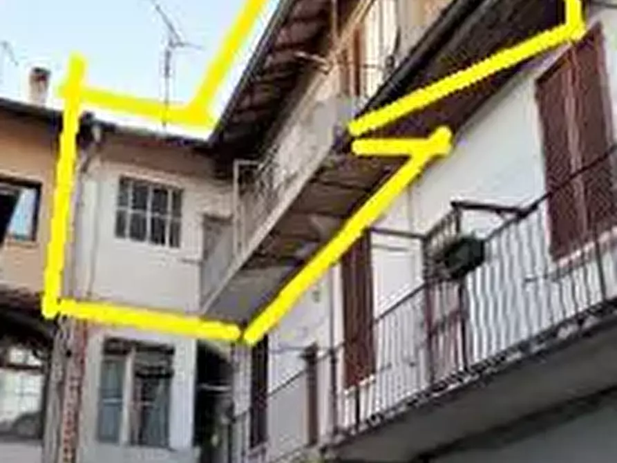 Immagine 3 di Appartamento in vendita  in Via Zini a Tradate