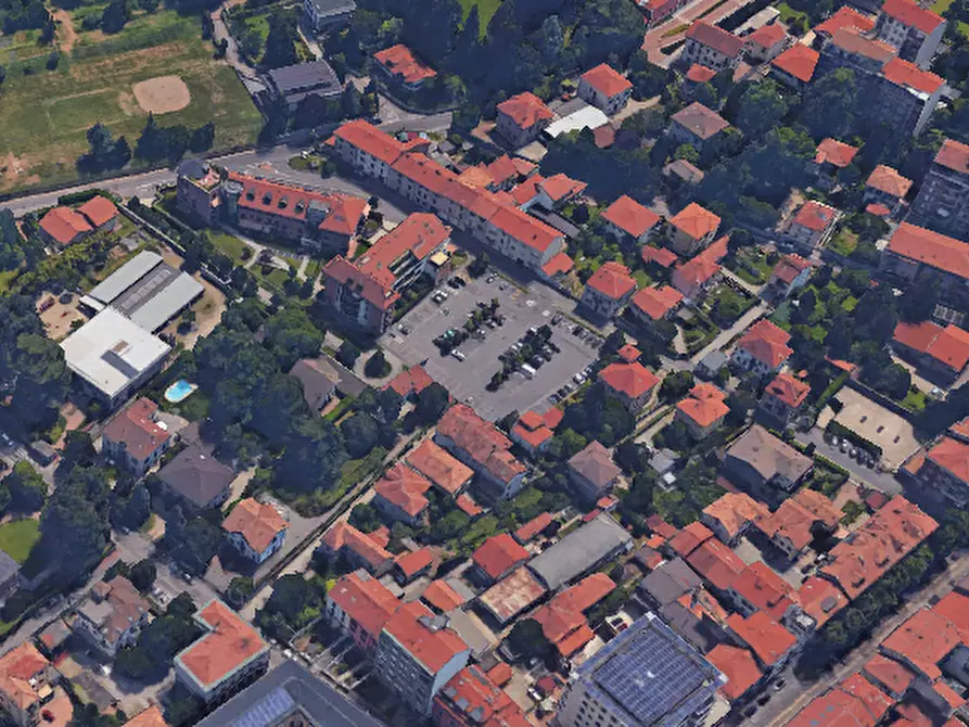 Immagine 11 di Appartamento in vendita  in Via Zini a Tradate