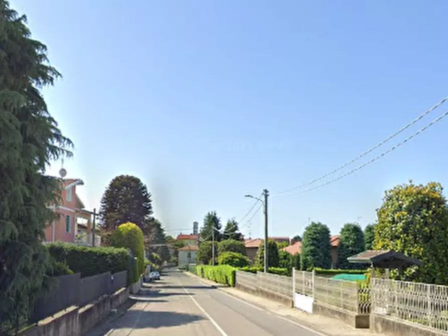 Immagine 2 di Villetta a schiera in vendita  in Via San Bartolomeo a Carnago