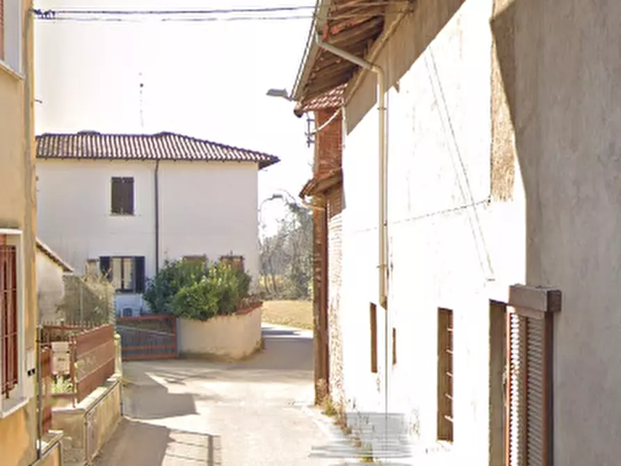 Immagine 4 di Appartamento in vendita  in Via Alessandro Manzoni a Carnago